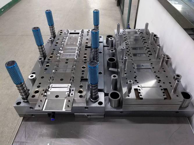 新能源燃料电池模具加工选厂指南:精度,技术,服务缺一不可